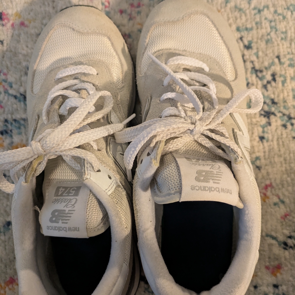 New Balance Gray and White Women's Sneakers - Picture 3 of 5